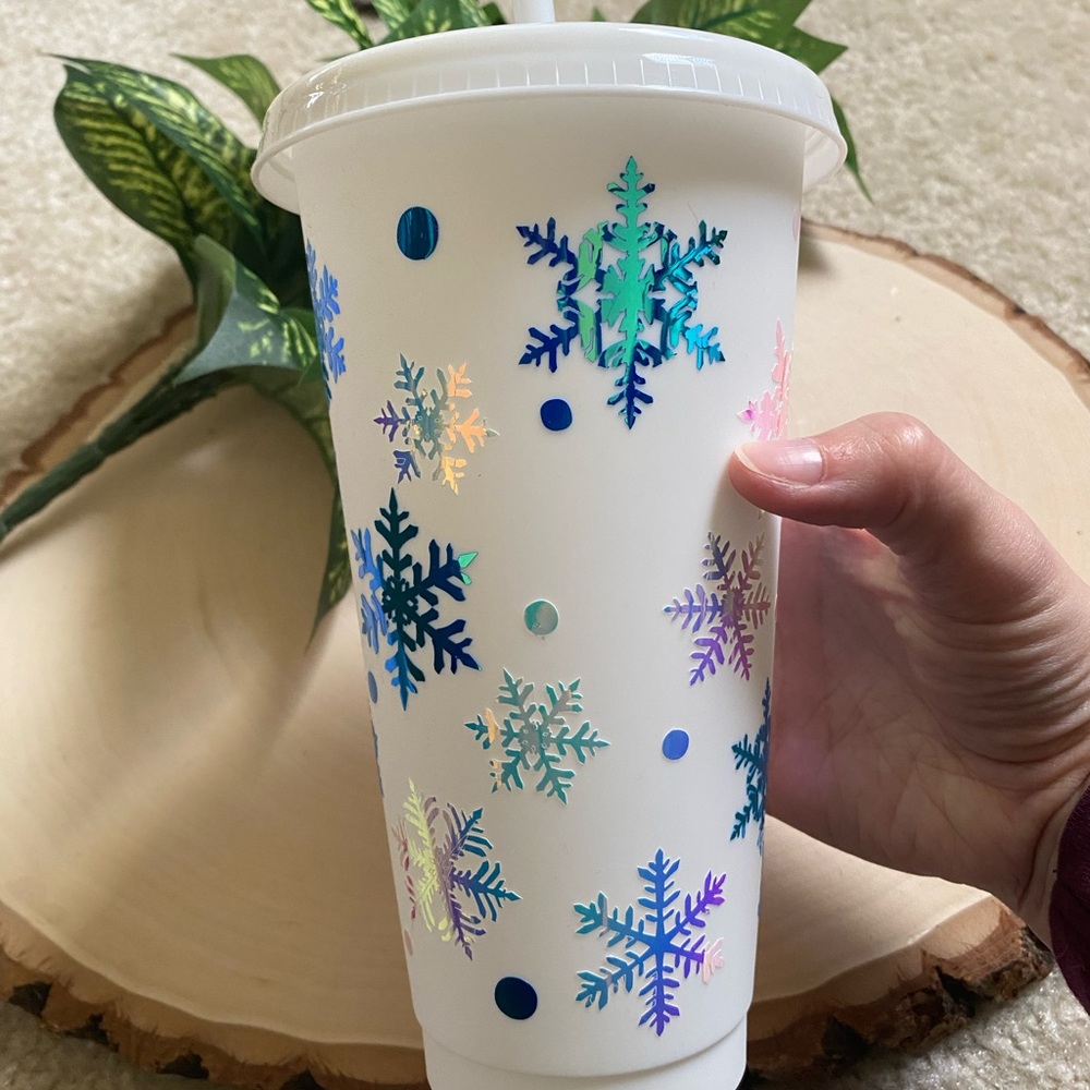 Colorful Snowflake Cup with Lid & Straw